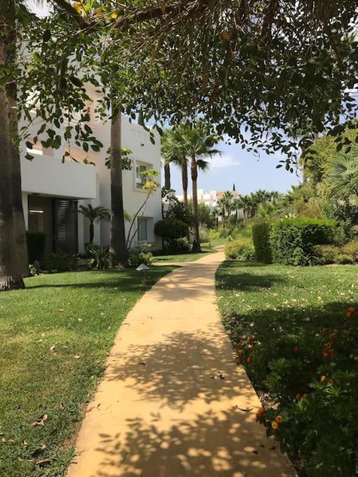 Alcazaba Blue Lagoon 3 Bedroom, Ground Floor Apartment Estepona Extérieur photo