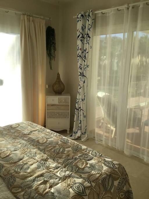 Alcazaba Blue Lagoon 3 Bedroom, Ground Floor Apartment Estepona Extérieur photo