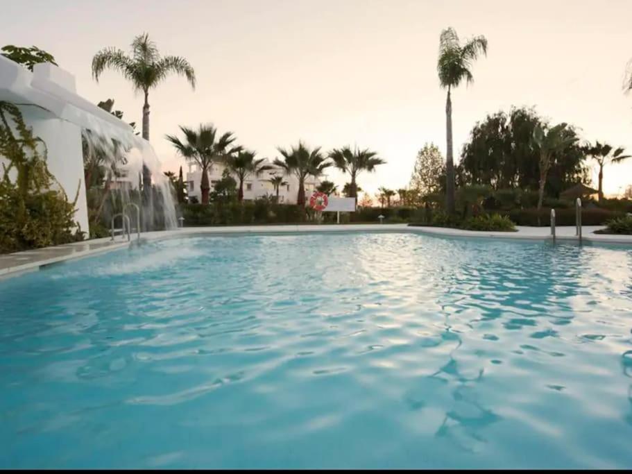 Alcazaba Blue Lagoon 3 Bedroom, Ground Floor Apartment Estepona Extérieur photo