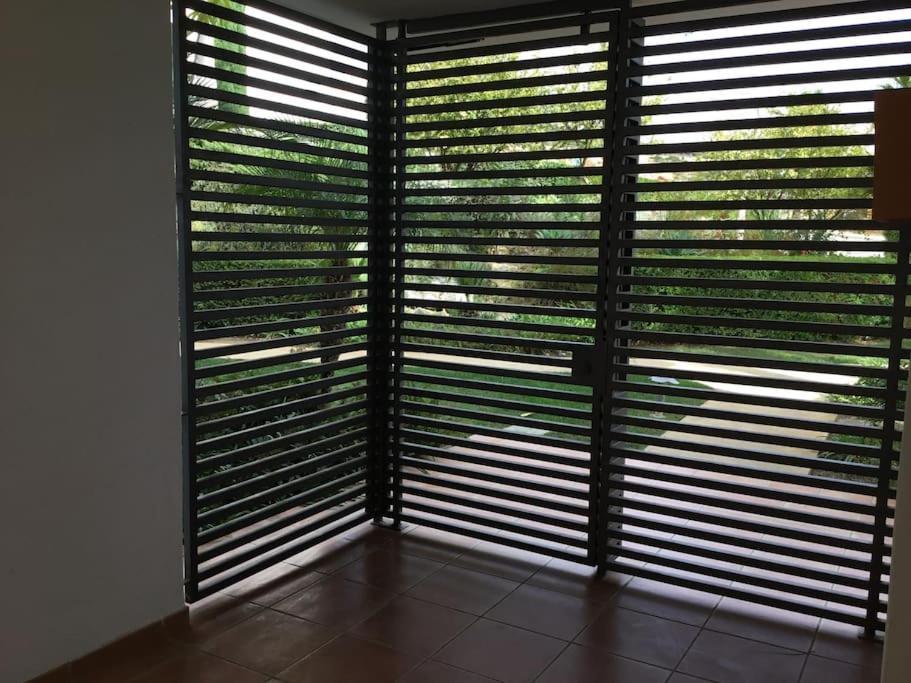 Alcazaba Blue Lagoon 3 Bedroom, Ground Floor Apartment Estepona Extérieur photo