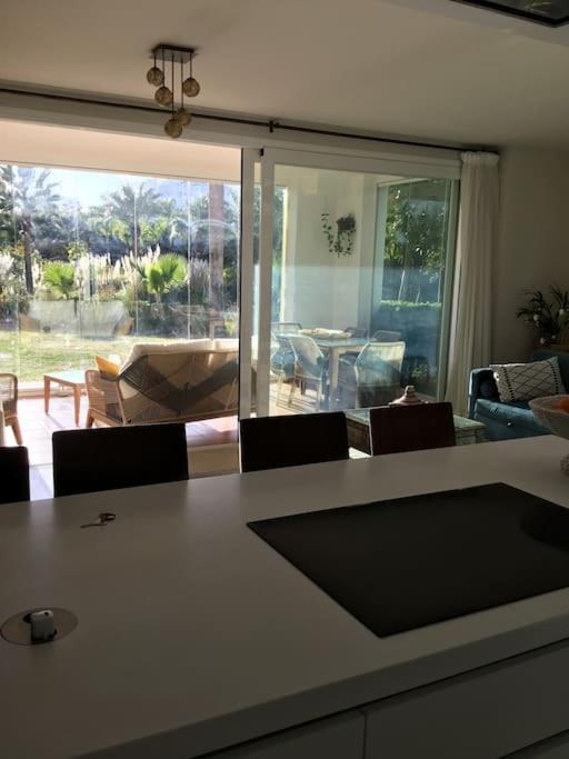 Alcazaba Blue Lagoon 3 Bedroom, Ground Floor Apartment Estepona Extérieur photo