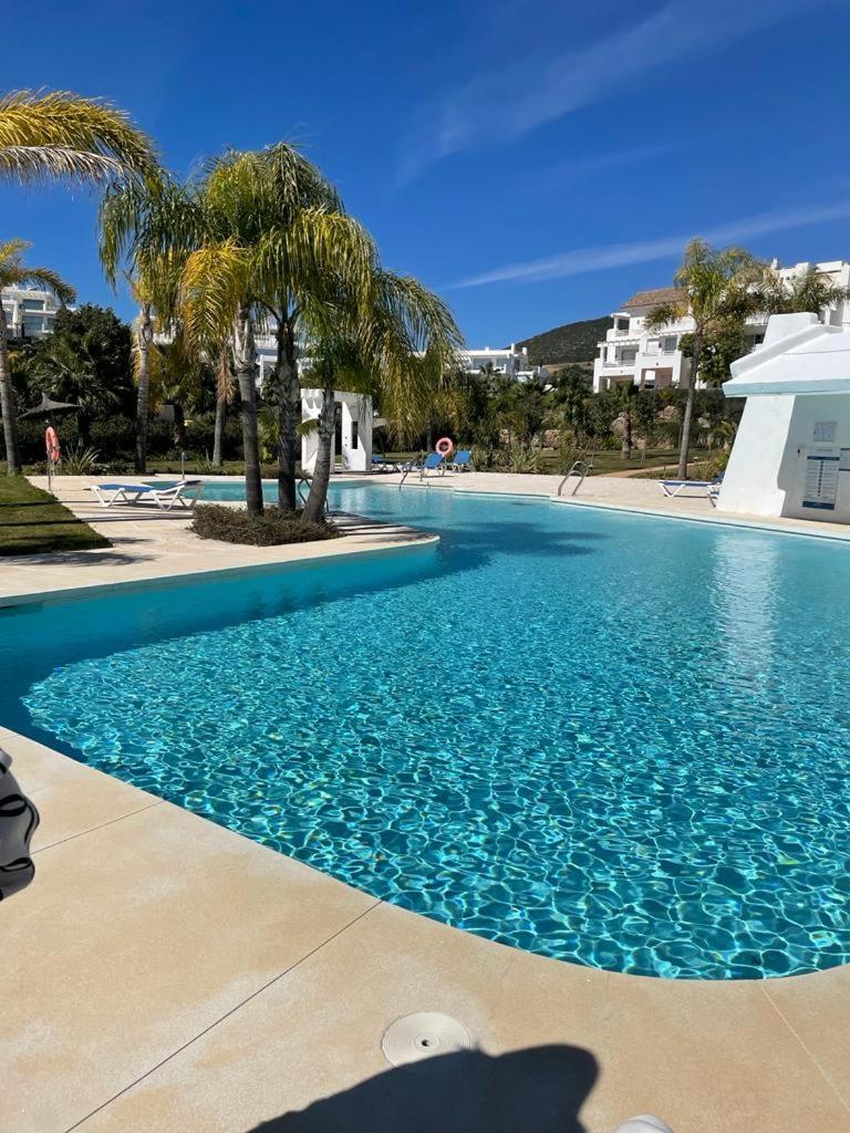 Alcazaba Blue Lagoon 3 Bedroom, Ground Floor Apartment Estepona Extérieur photo