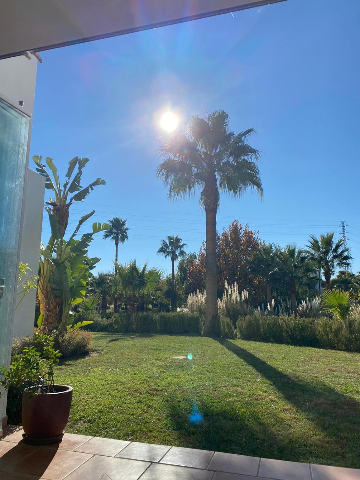 Alcazaba Blue Lagoon 3 Bedroom, Ground Floor Apartment Estepona Extérieur photo